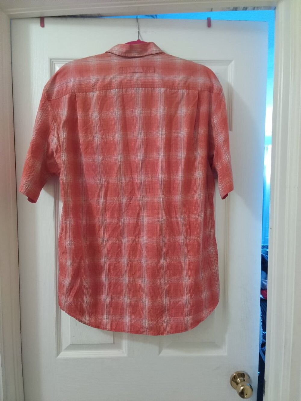 Duluth Trading CO Men's M Orange Plaid Short Sleeve Button Up - Picture 3 of 5